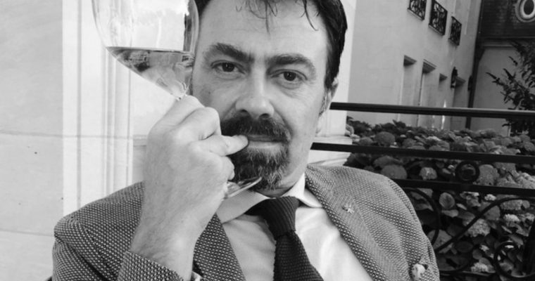 Bruno Petronilli, nuevo caballero de la Ordre Des Coteaux de Champagne  